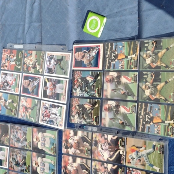 Football Card Lot - Picture 7 of 8